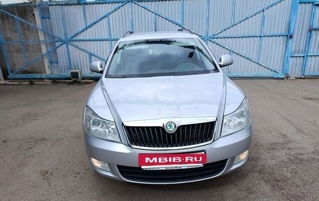 Skoda Octavia, 2011 год, 1 200 000 рублей, 2 фотография