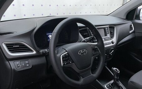 Hyundai Solaris II рестайлинг, 2017 год, 1 200 000 рублей, 15 фотография