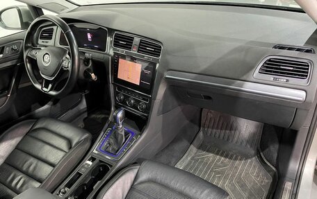 Volkswagen Golf VII, 2018 год, 1 680 000 рублей, 10 фотография