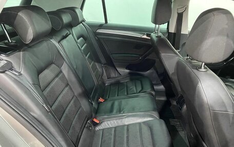 Volkswagen Golf VII, 2018 год, 1 680 000 рублей, 17 фотография