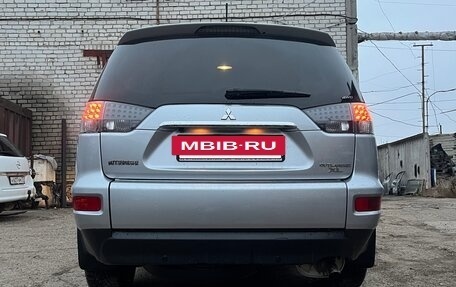 Mitsubishi Outlander III рестайлинг 3, 2010 год, 1 330 000 рублей, 10 фотография