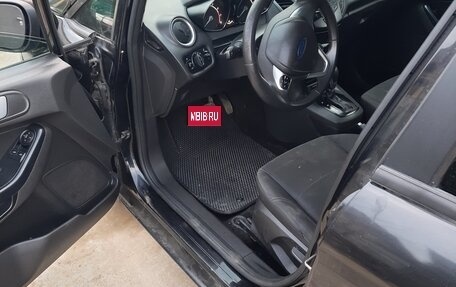 Ford Fiesta, 2015 год, 649 000 рублей, 8 фотография