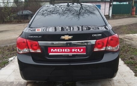 Chevrolet Cruze II, 2011 год, 970 000 рублей, 4 фотография