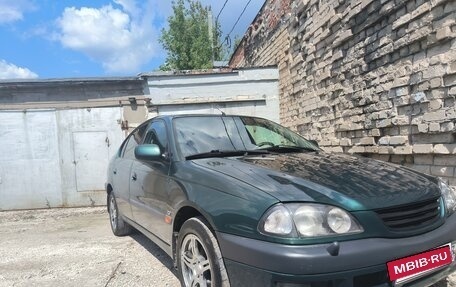 Toyota Avensis III рестайлинг, 1998 год, 370 000 рублей, 4 фотография