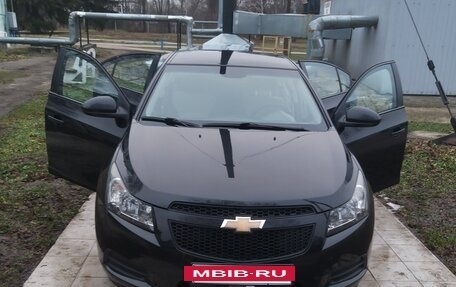 Chevrolet Cruze II, 2011 год, 970 000 рублей, 13 фотография