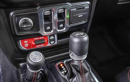 Jeep Wrangler, 2022 год, 5 560 000 рублей, 14 фотография