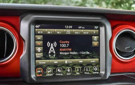 Jeep Wrangler, 2022 год, 5 560 000 рублей, 22 фотография