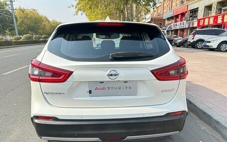 Nissan Qashqai, 2022 год, 1 710 000 рублей, 3 фотография