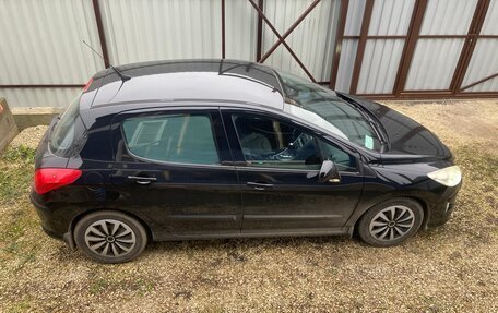 Peugeot 308 II, 2011 год, 680 000 рублей, 3 фотография