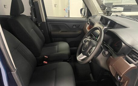 Toyota Roomy I, 2019 год, 896 000 рублей, 19 фотография