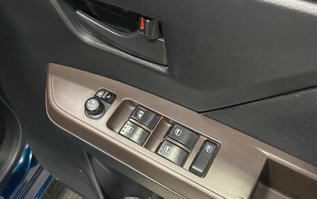 Toyota Roomy I, 2019 год, 896 000 рублей, 27 фотография