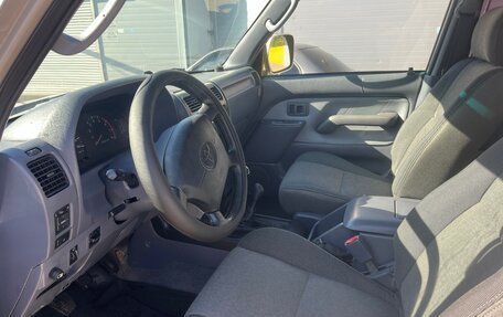 Toyota Land Cruiser Prado 90 рестайлинг, 1997 год, 720 000 рублей, 10 фотография