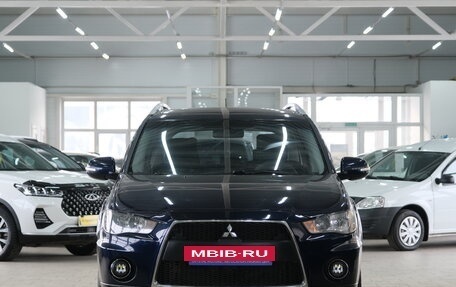 Mitsubishi Outlander III рестайлинг 3, 2010 год, 1 149 000 рублей, 2 фотография