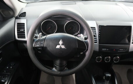 Mitsubishi Outlander III рестайлинг 3, 2010 год, 1 149 000 рублей, 11 фотография