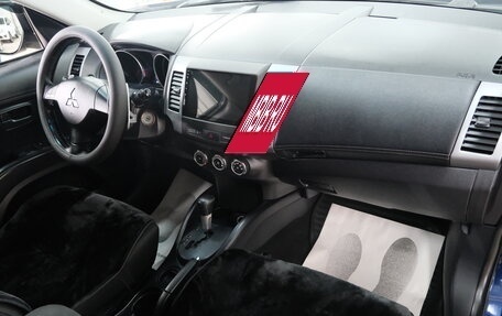 Mitsubishi Outlander III рестайлинг 3, 2010 год, 1 149 000 рублей, 18 фотография