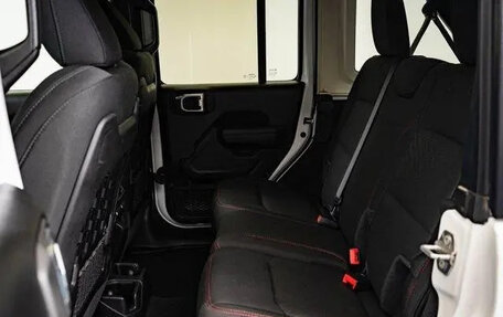 Jeep Wrangler, 2021 год, 5 800 000 рублей, 16 фотография