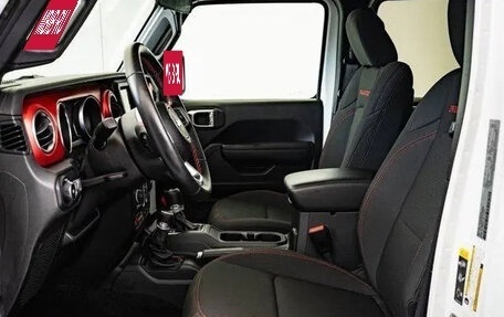 Jeep Wrangler, 2021 год, 5 800 000 рублей, 14 фотография