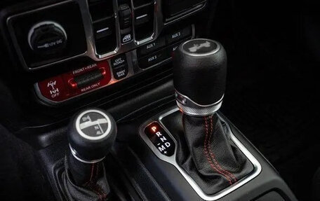 Jeep Wrangler, 2021 год, 5 800 000 рублей, 24 фотография