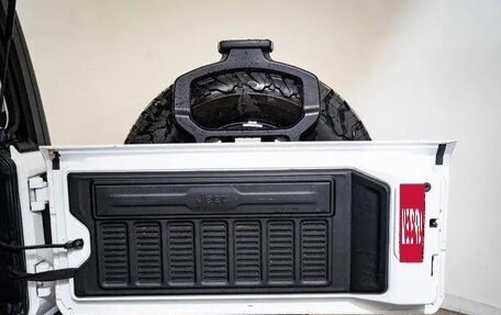Jeep Wrangler, 2021 год, 5 800 000 рублей, 22 фотография