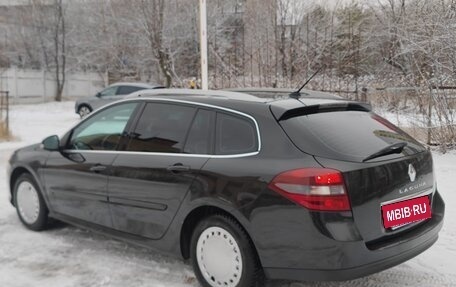 Renault Laguna III рестайлинг, 2011 год, 900 000 рублей, 2 фотография