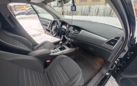 Renault Laguna III рестайлинг, 2011 год, 900 000 рублей, 9 фотография