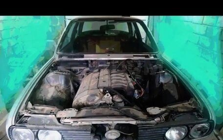 BMW 3 серия, 1987 год, 190 000 рублей, 2 фотография