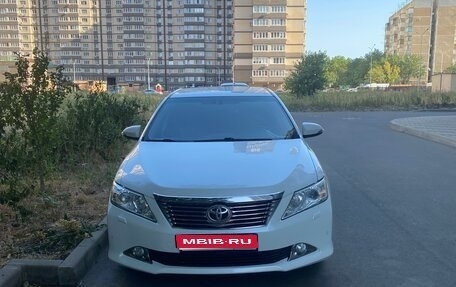 Toyota Camry, 2014 год, 2 100 000 рублей, 1 фотография