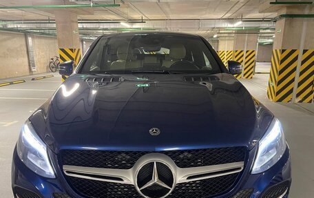 Mercedes-Benz GLE, 2017 год, 5 600 000 рублей, 1 фотография