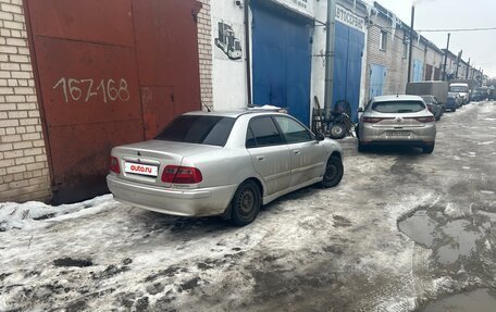 Mitsubishi Carisma I, 2002 год, 150 000 рублей, 3 фотография