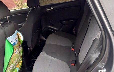 Hyundai Solaris II рестайлинг, 2012 год, 680 000 рублей, 8 фотография