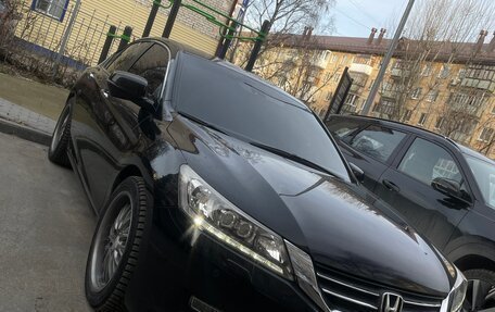Honda Accord IX рестайлинг, 2013 год, 1 850 000 рублей, 3 фотография
