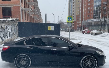 Honda Accord IX рестайлинг, 2013 год, 1 850 000 рублей, 13 фотография