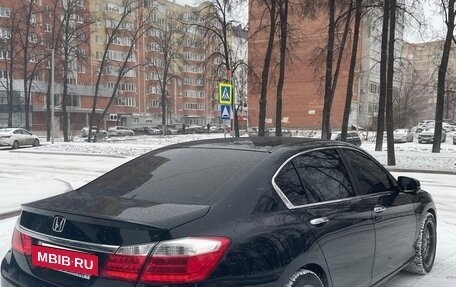 Honda Accord IX рестайлинг, 2013 год, 1 850 000 рублей, 11 фотография