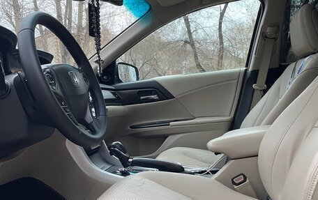 Honda Accord IX рестайлинг, 2013 год, 1 850 000 рублей, 16 фотография