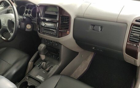 Mitsubishi Pajero III рестайлинг, 2001 год, 780 000 рублей, 9 фотография