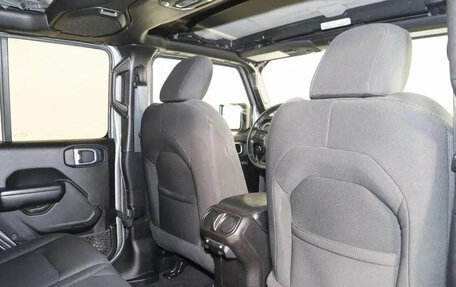 Jeep Wrangler, 2021 год, 4 950 000 рублей, 14 фотография