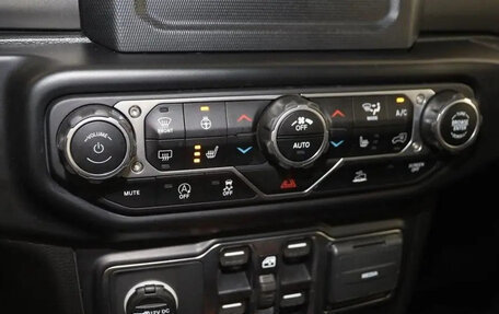 Jeep Wrangler, 2021 год, 4 950 000 рублей, 11 фотография