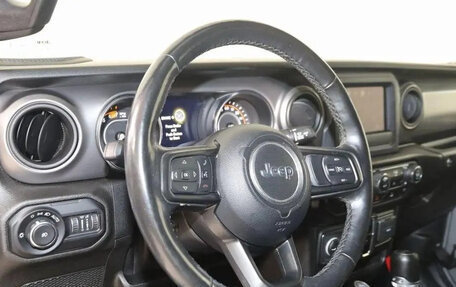 Jeep Wrangler, 2021 год, 4 950 000 рублей, 19 фотография