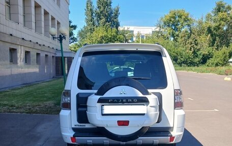 Mitsubishi Pajero IV, 2013 год, 3 520 000 рублей, 5 фотография