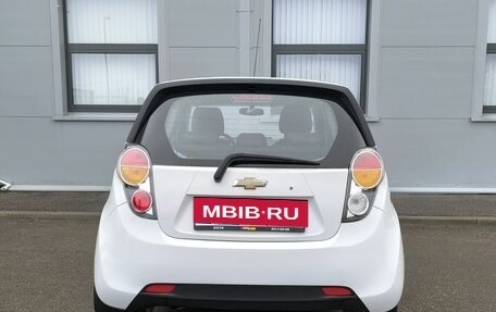 Chevrolet Spark III, 2012 год, 600 000 рублей, 5 фотография