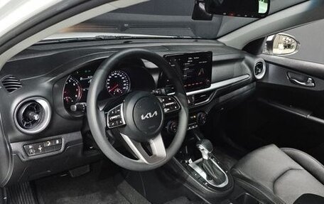 KIA K3, 2022 год, 1 700 000 рублей, 13 фотография