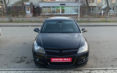 Opel Astra H, 2011 год, 630 000 рублей, 1 фотография