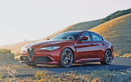 Alfa Romeo Giulia II, 2018 год, 2 199 000 рублей, 1 фотография