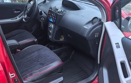 Toyota Yaris III рестайлинг, 2008 год, 620 000 рублей, 12 фотография