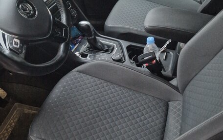 Volkswagen Tiguan II, 2017 год, 2 050 000 рублей, 6 фотография