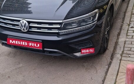 Volkswagen Tiguan II, 2017 год, 2 050 000 рублей, 8 фотография