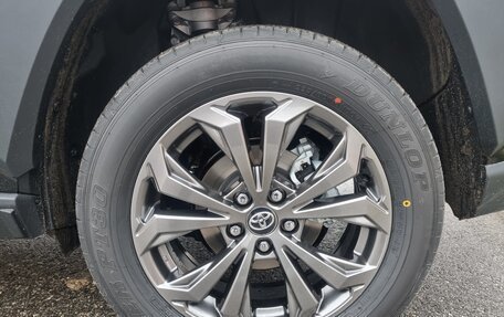 Toyota RAV4, 2025 год, 4 090 000 рублей, 30 фотография