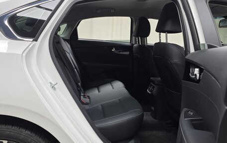 KIA K3, 2022 год, 1 940 000 рублей, 15 фотография