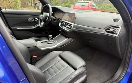 BMW 3 серия, 2021 год, 6 190 000 рублей, 3 фотография