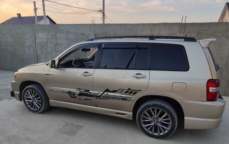 Toyota Highlander III, 2004 год, 1 600 000 рублей, 2 фотография